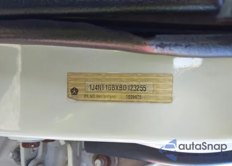 2011 Jeep Patriot Sport z USA, uszkodzony, nr VIN 1J4NT1GBXBD123255